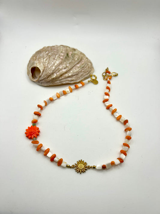 Collier soleil en acier inoxydable, coquillages et perles d’aventurine – Bijou spirituel et estival