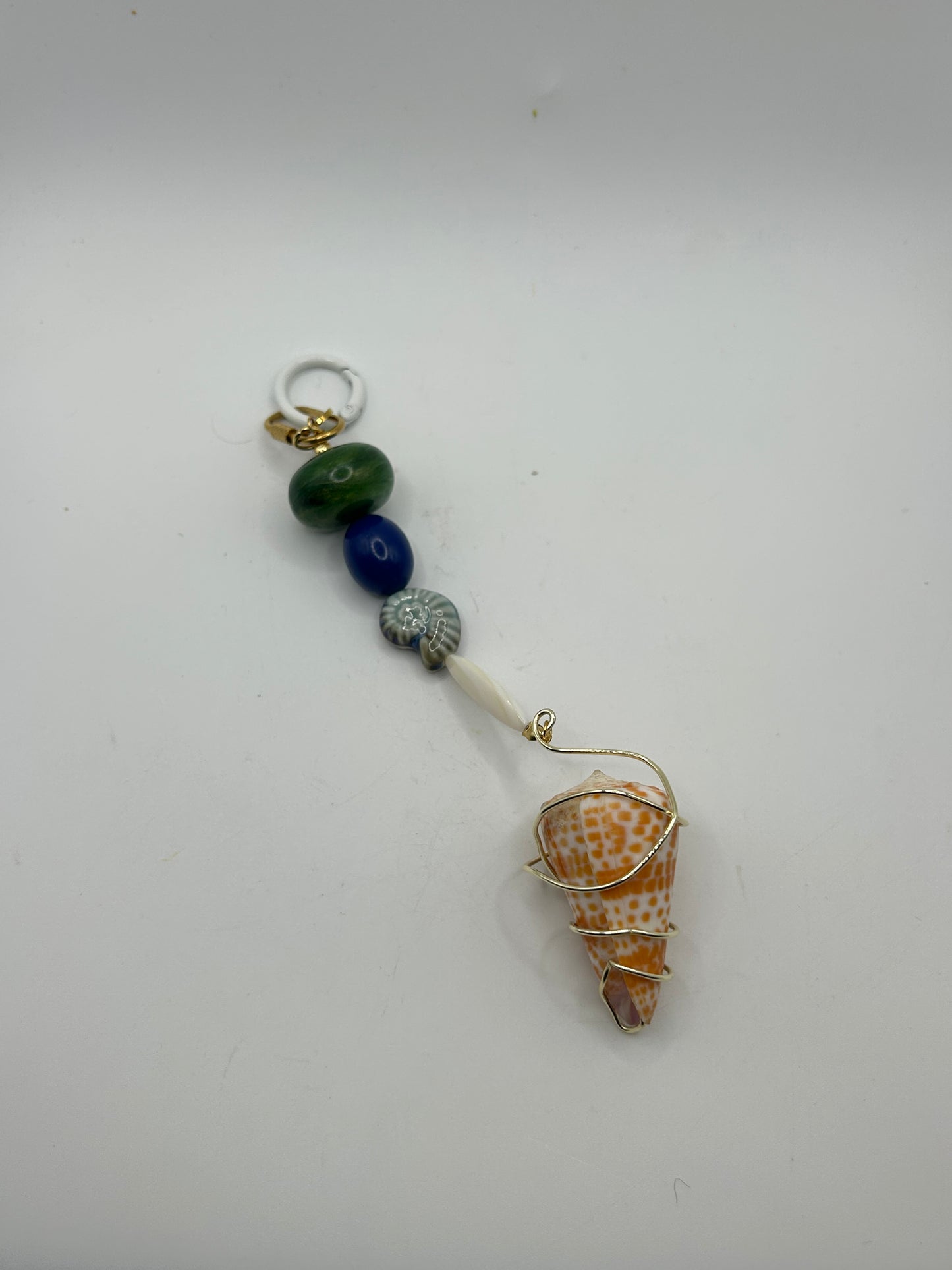 Bracelet ou chaîne de cheville en acier inoxydable avec coquillage central, bijou style bohème plage été