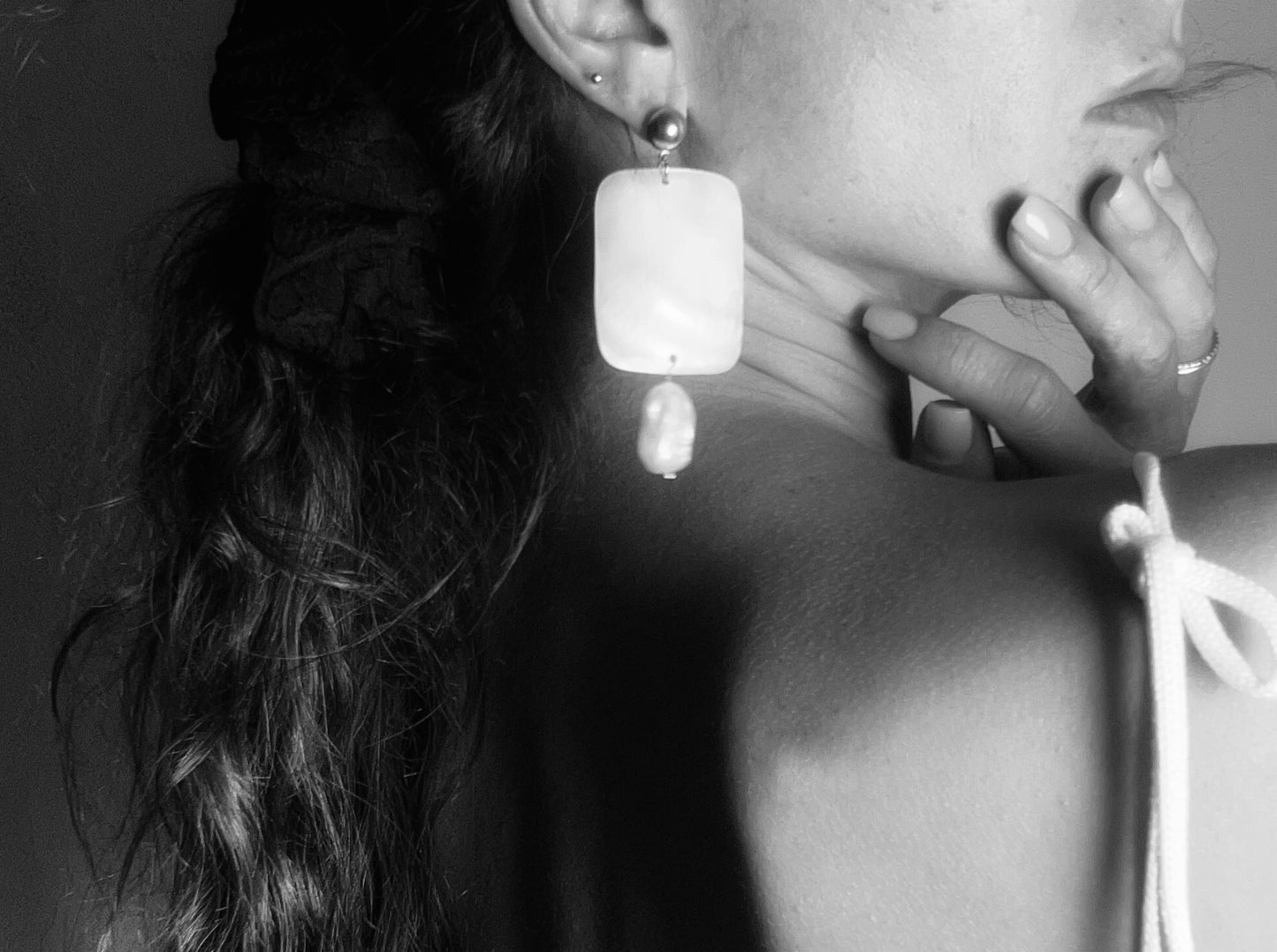 Éclat Intemporel – Nacre & Perle de culture