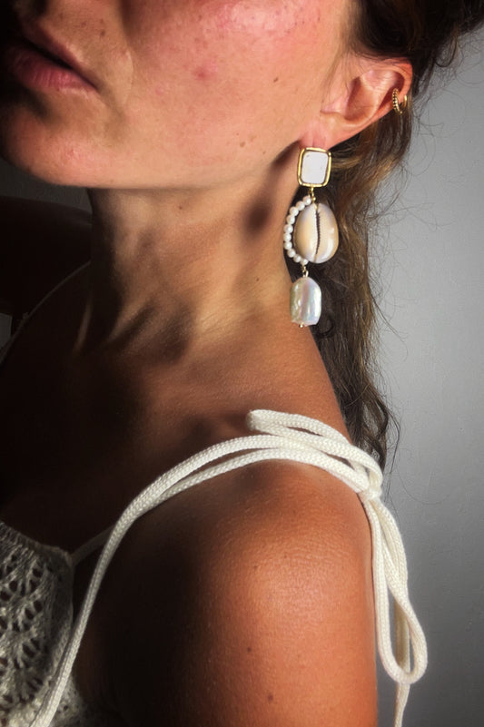 Perla Alta – Boucles d’oreilles en perles de culture , tigre & acier inoxydable