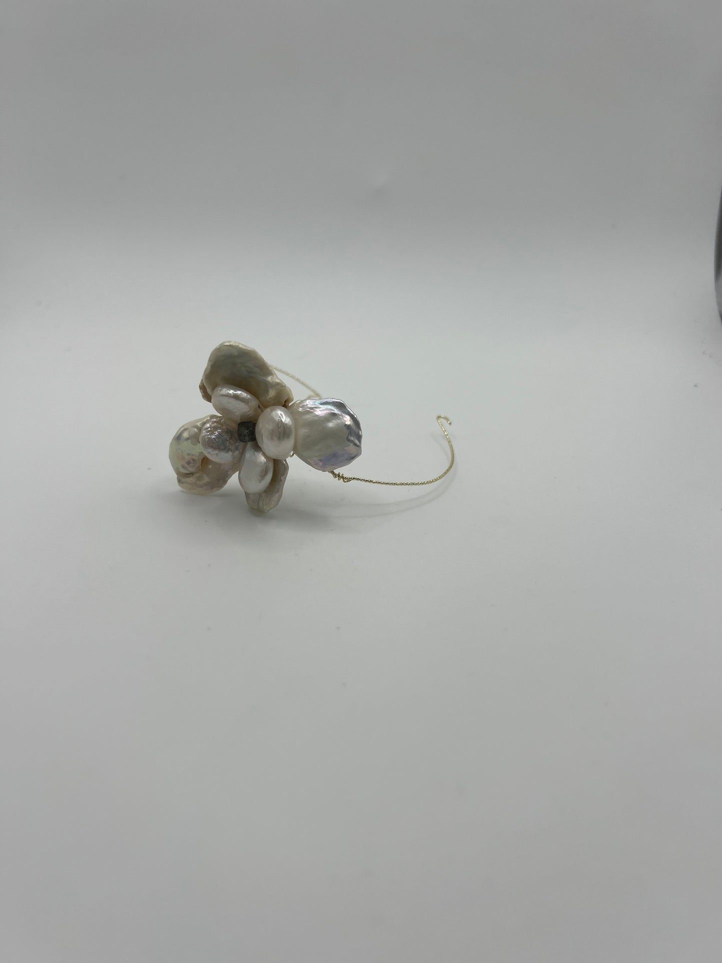 Bracelet fleur perles de culture – Plaqué or 14k | Bijou fin femme élégant