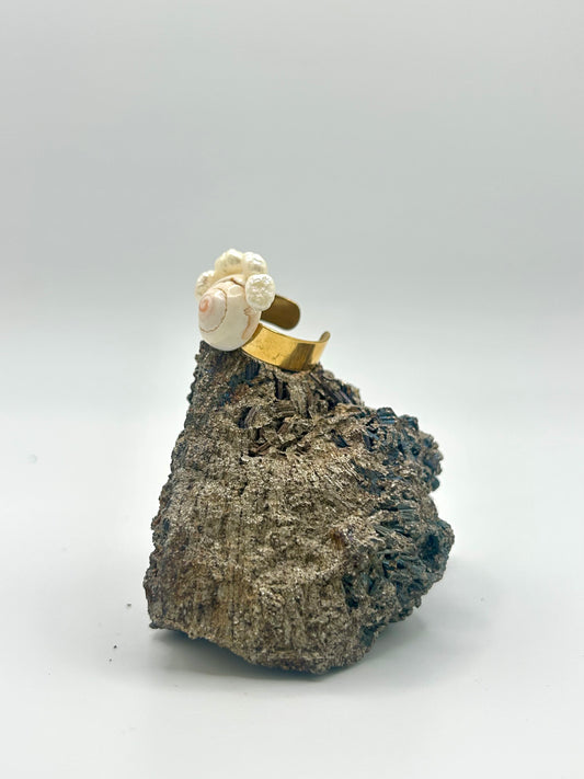 
Bague en acier, inoxydable et perles de culture et coquillages