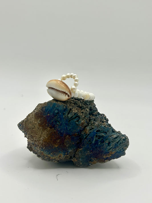 Bague “Lune d’écume” – Cauri & perles de culture naturelles
