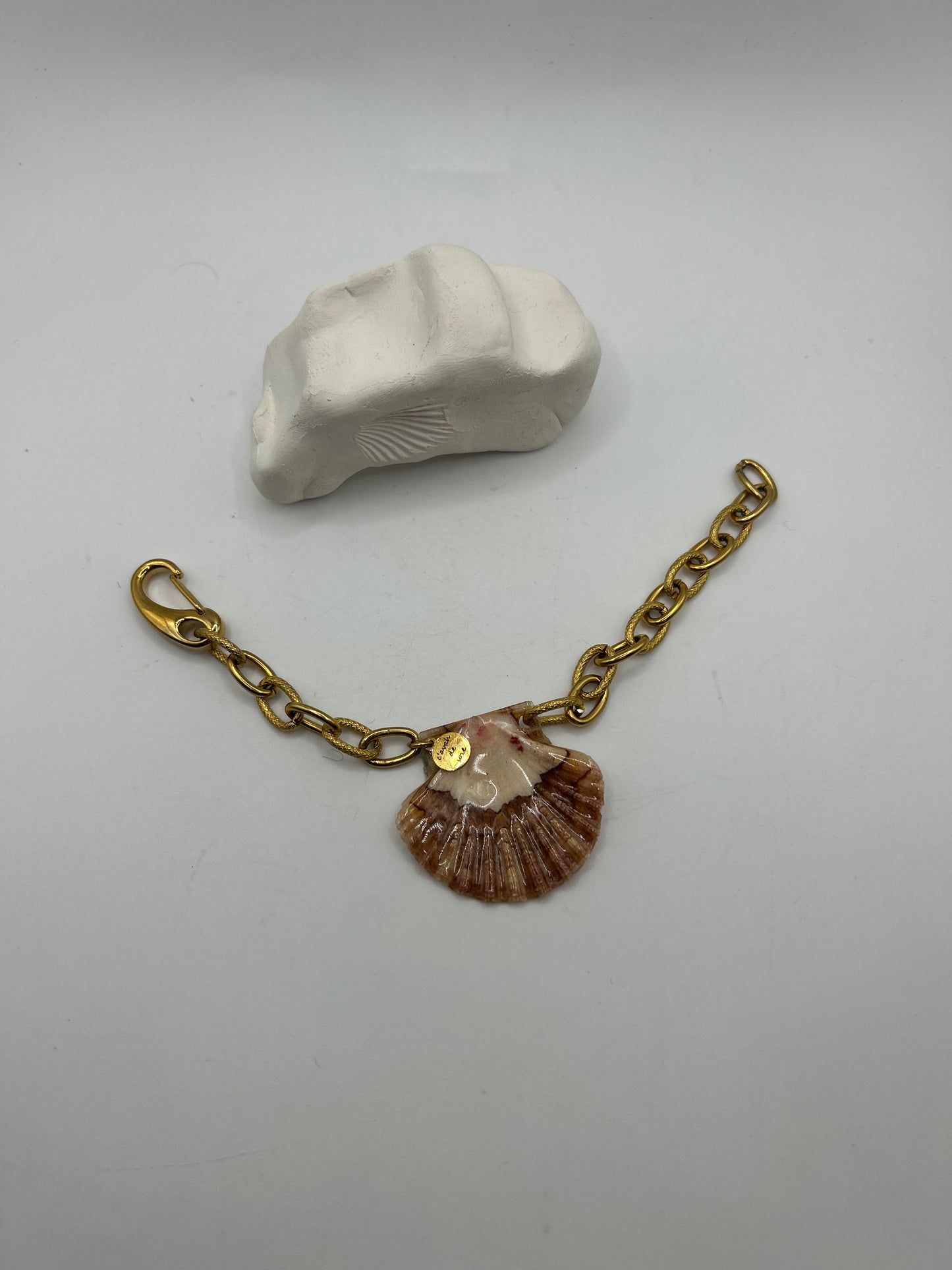 Bracelet ou chaîne de cheville en acier inoxydable avec coquillage central, bijou style bohème plage été