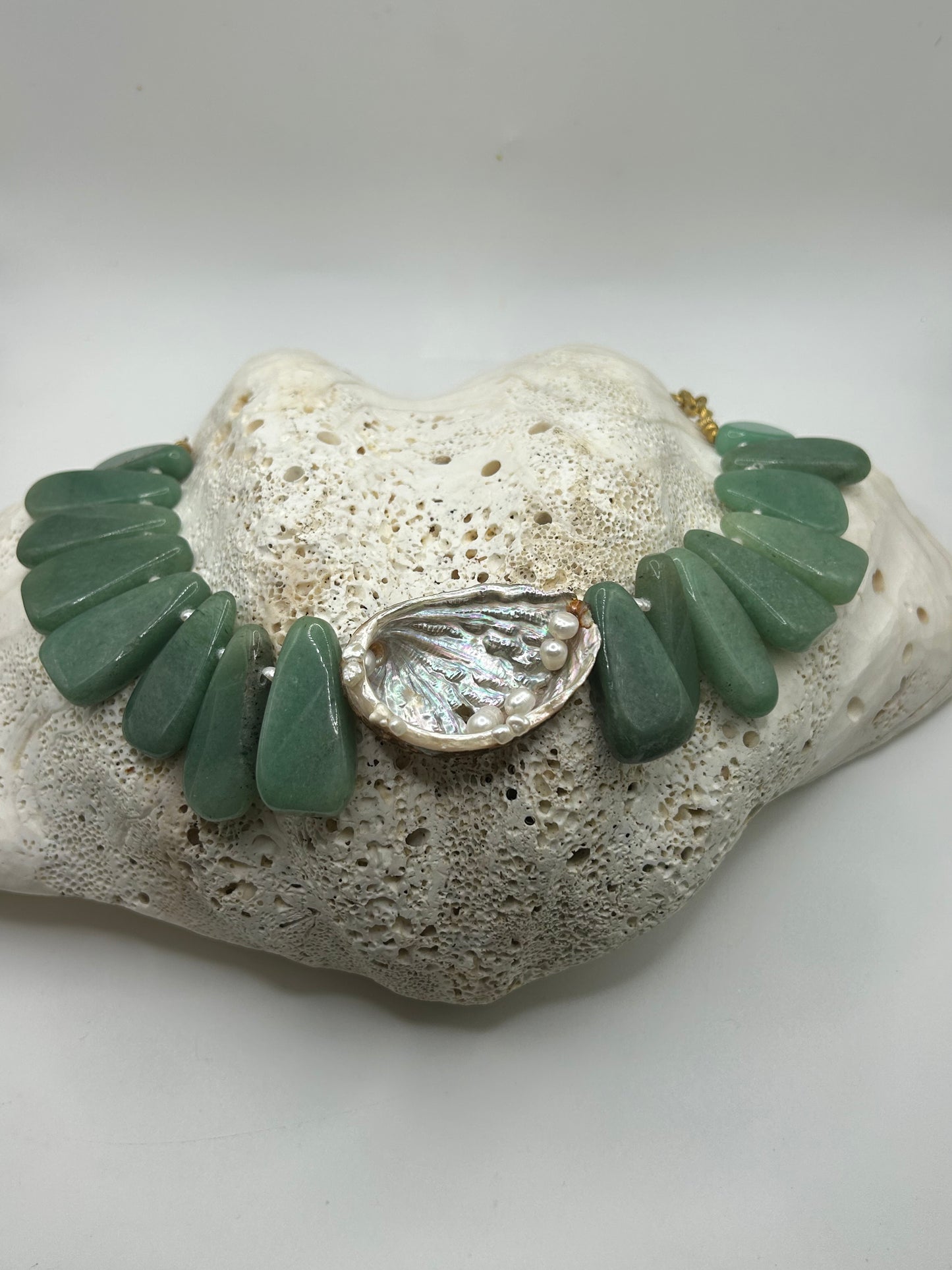     Collier aventurine verte abalone nacre ormeau perles eau douce bijou marin
