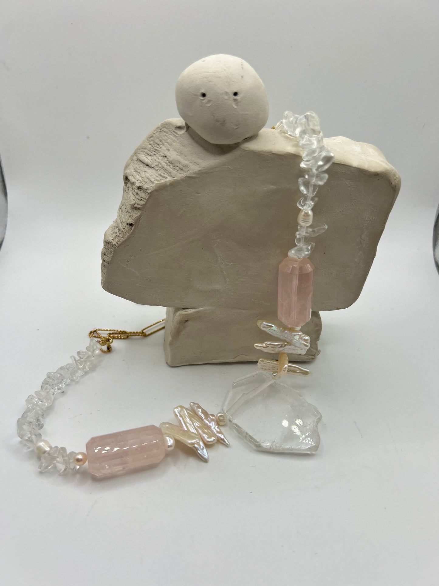  Bijou bohème chic collier pierres naturelles rose blanc et perle nacrée Biwa