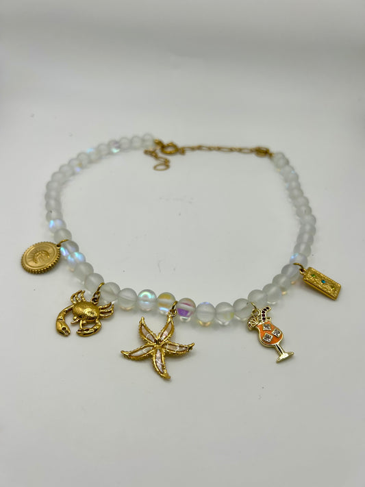 Collier en quartz aura et étoile de mer, crabe, lune, côté spirituel