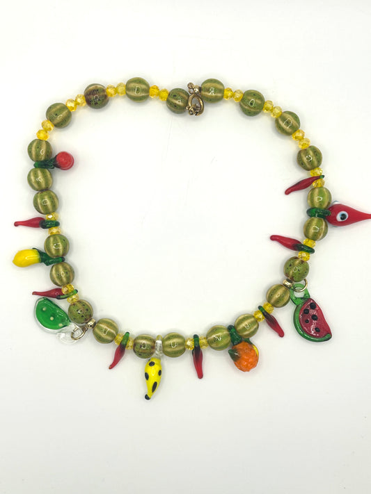 Collier de fruit en verre 